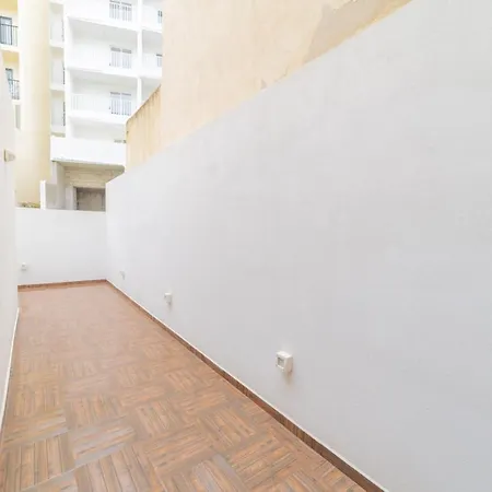 Seashells 1 Min To Seafront & Sliema